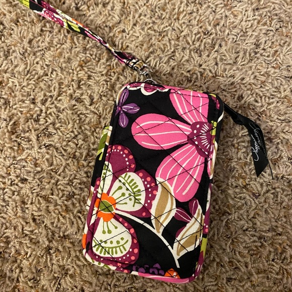Vera Bradley Handbags - Vera Bradley wallet!